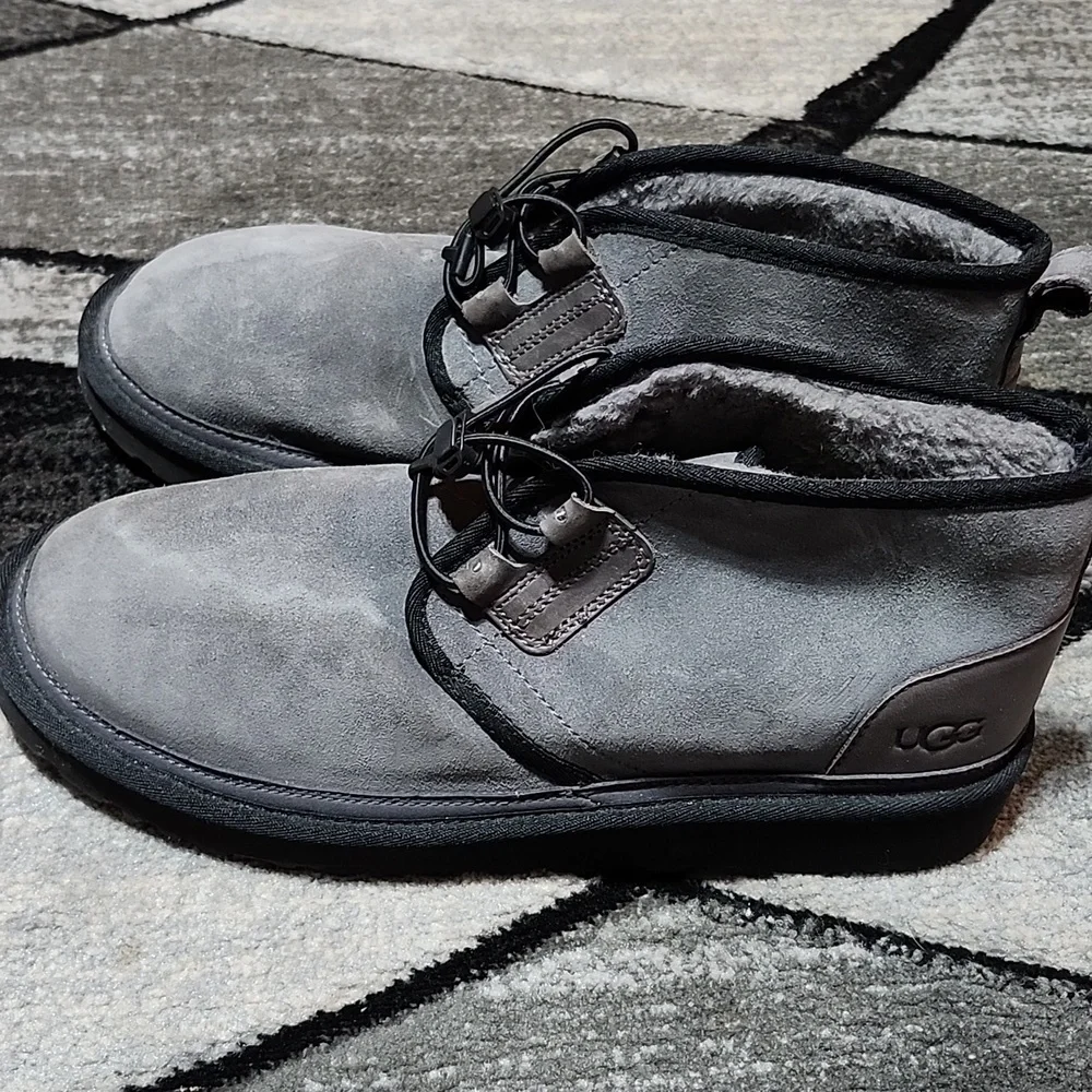UGG NEUMEL GHILLIE GRAY SUEDE SHEEPSKIN ELASTIC LACES EMBOSSED LOGO SHOES